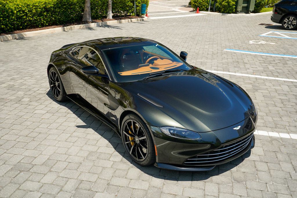 2021 Aston Martin Vantage Coupe Manual - 22900621 - 10