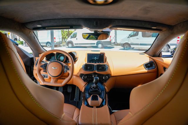 2021 Aston Martin Vantage Coupe Manual - 22900621 - 2