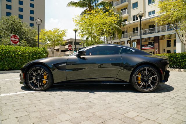 2021 Aston Martin Vantage Coupe Manual - 22900621 - 32