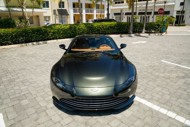 2021 Aston Martin Vantage Coupe Manual - 22900621 - 3