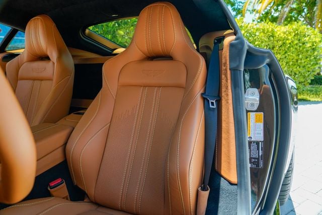 2021 Aston Martin Vantage Coupe Manual - 22900621 - 54