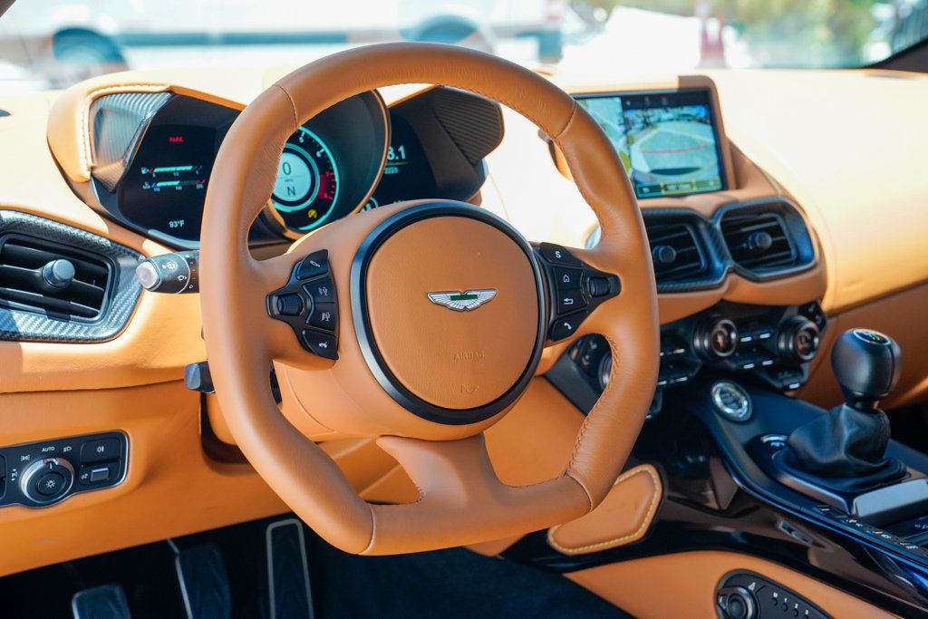 2021 Aston Martin Vantage Coupe Manual - 22900621 - 56