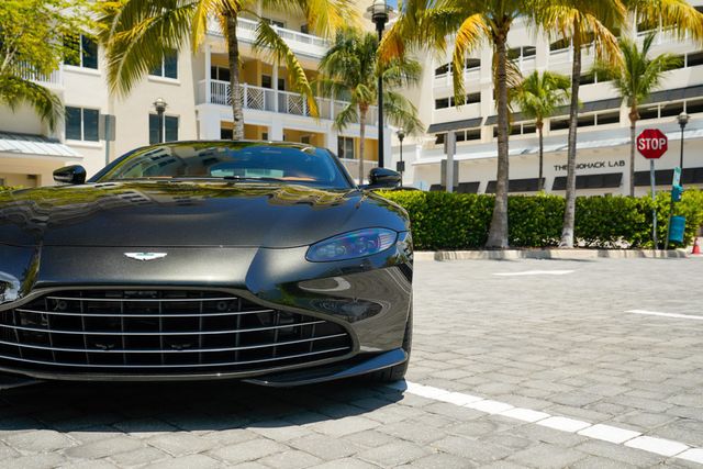 2021 Aston Martin Vantage Coupe Manual - 22900621 - 5