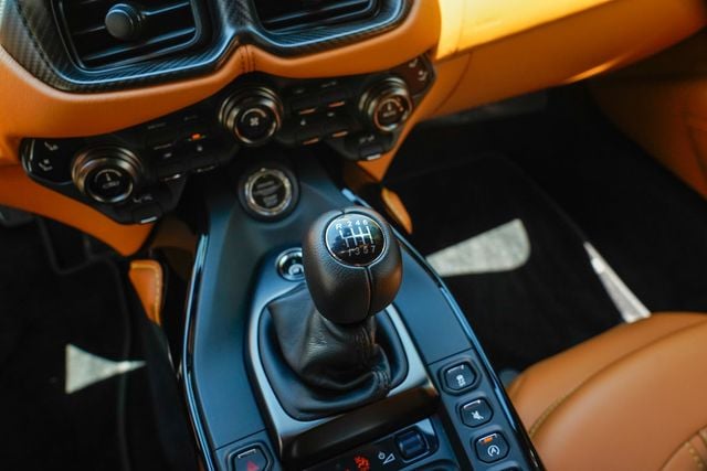 2021 Aston Martin Vantage Coupe Manual - 22900621 - 65