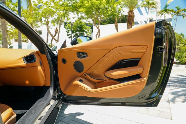 2021 Aston Martin Vantage Coupe Manual - 22900621 - 71