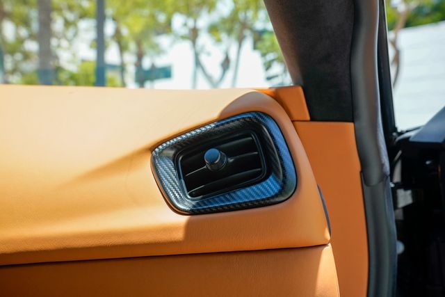 2021 Aston Martin Vantage Coupe Manual - 22900621 - 81