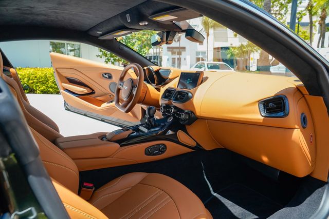 2021 Aston Martin Vantage Coupe Manual - 22900621 - 82