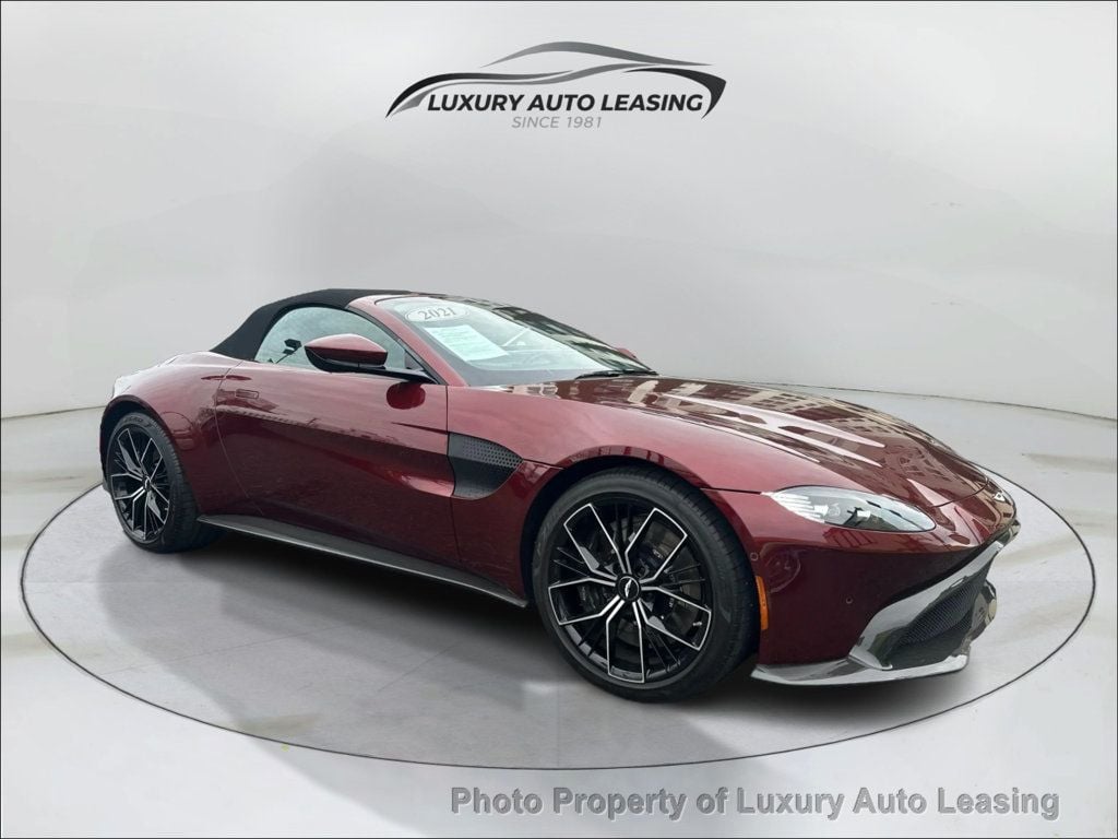 2021 Aston Martin Vantage Roadster - 23010121 | Video 1
