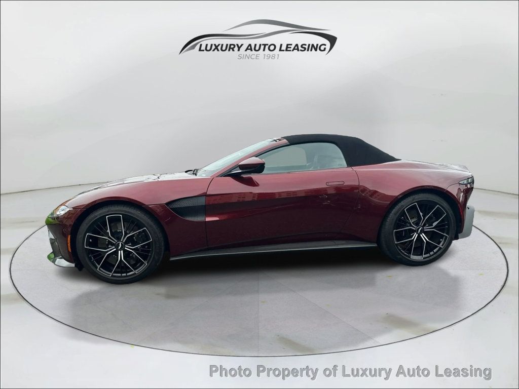 Aston Martin Vantage photo 6