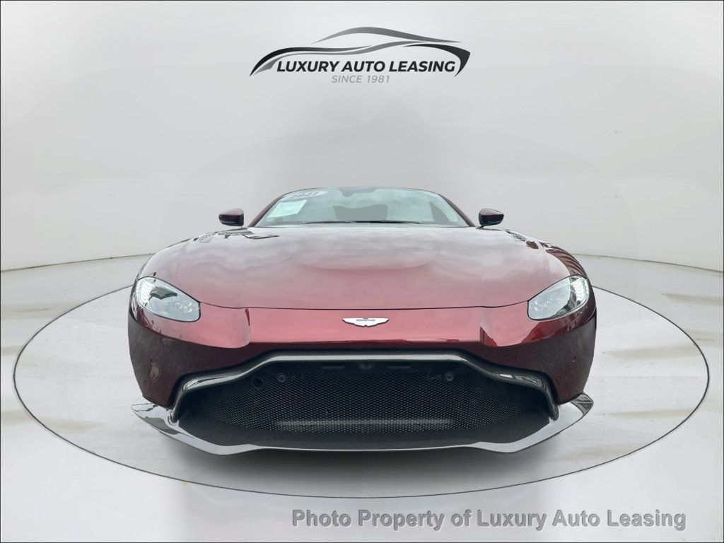 Aston Martin Vantage photo 8