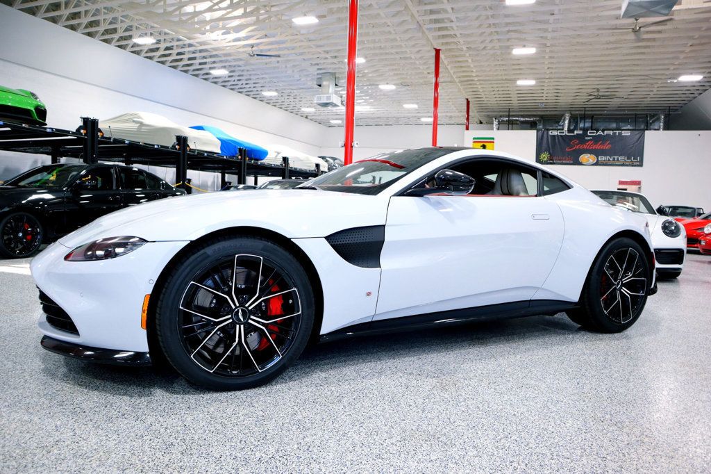 2021 Aston Martin VANTAGE AMG V8 503hp * ONLY 10K MILES...Giant Option Spec! - 22595792 - 0