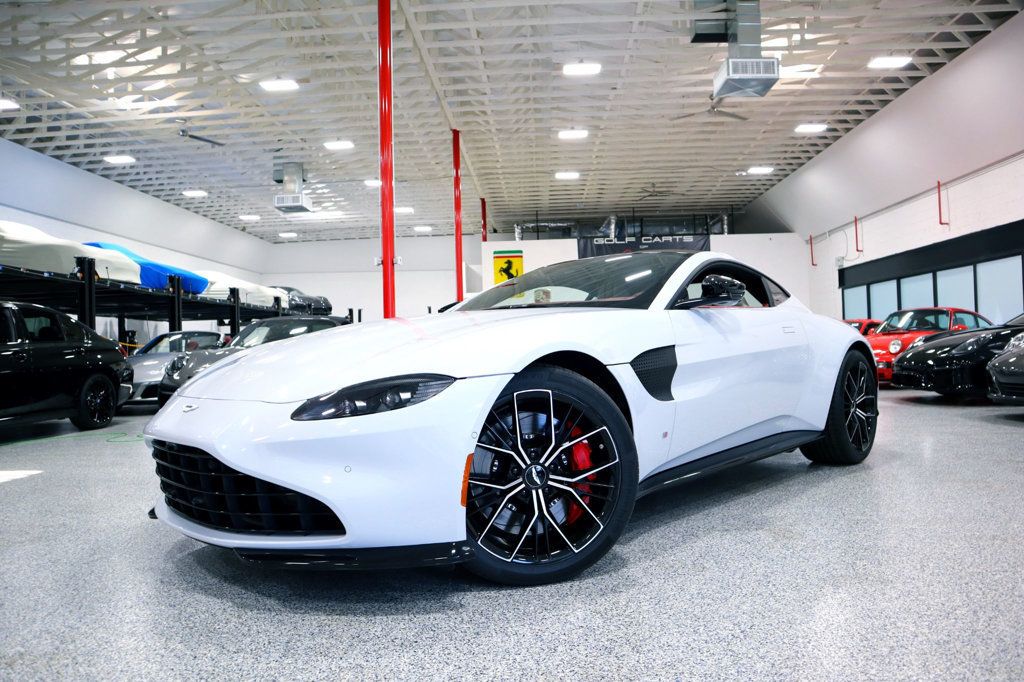 2021 Aston Martin VANTAGE AMG V8 503hp * ONLY 10K MILES...Giant Option Spec! - 22595792 - 2