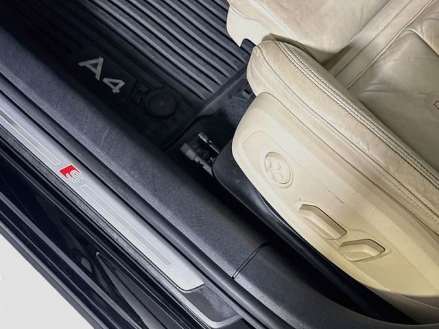 2021 Audi A4 45 S line Prestige - 23064394 - 19