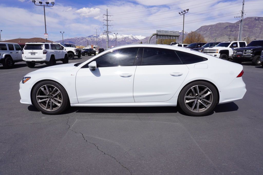 2021 Audi A7 Premium Plus 55 TFSI e quattro - 23009281 - 1