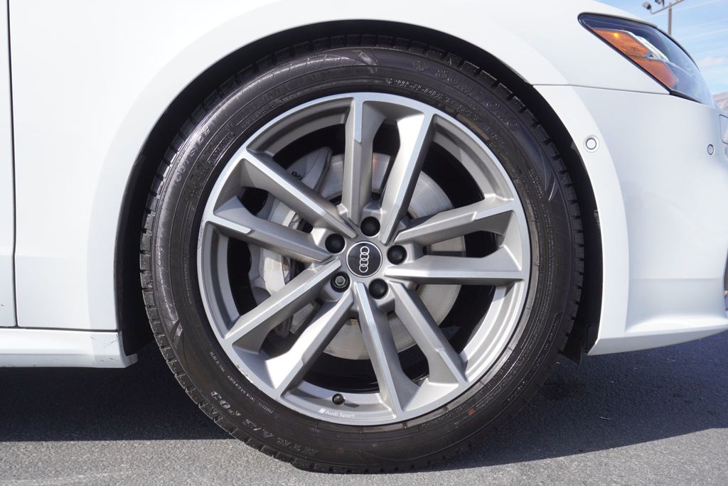 2021 Audi A7  PREMIUM PLUS 55 TFSI E QUATTRO - 23010470 - 13