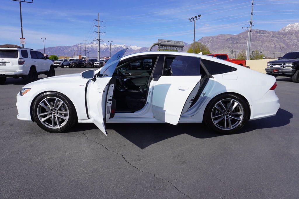 2021 Audi A7  PREMIUM PLUS 55 TFSI E QUATTRO - 23010470 - 20