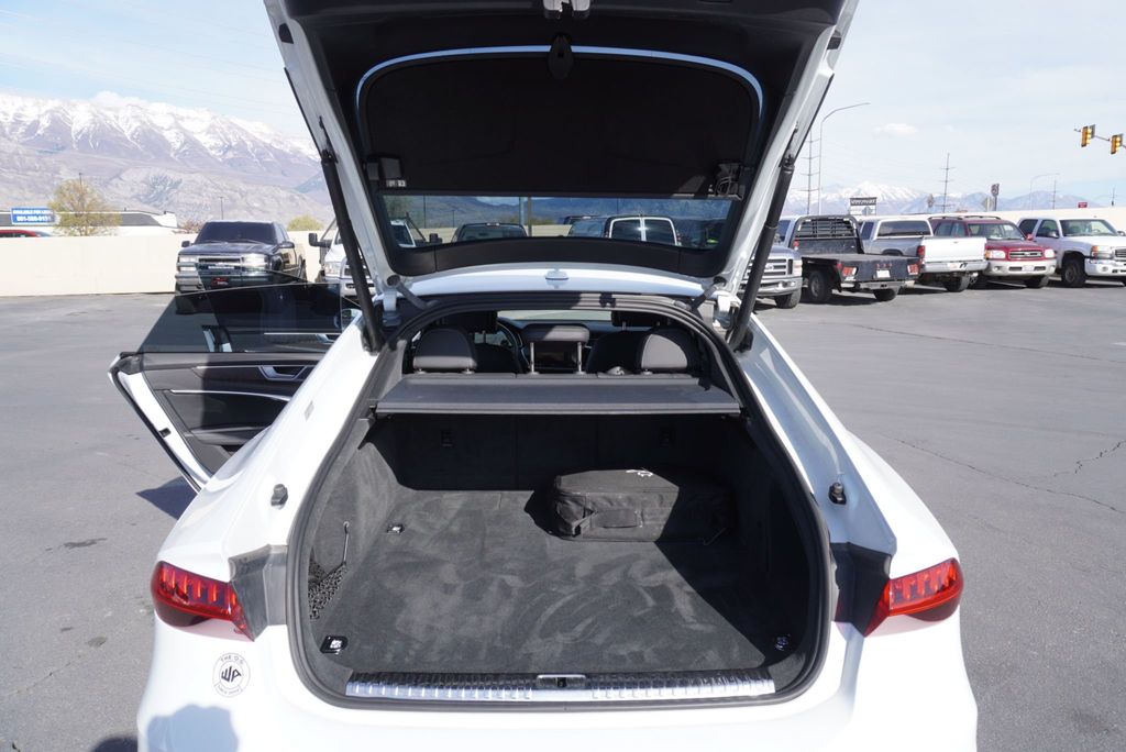 2021 Audi A7  PREMIUM PLUS 55 TFSI E QUATTRO - 23010470 - 21