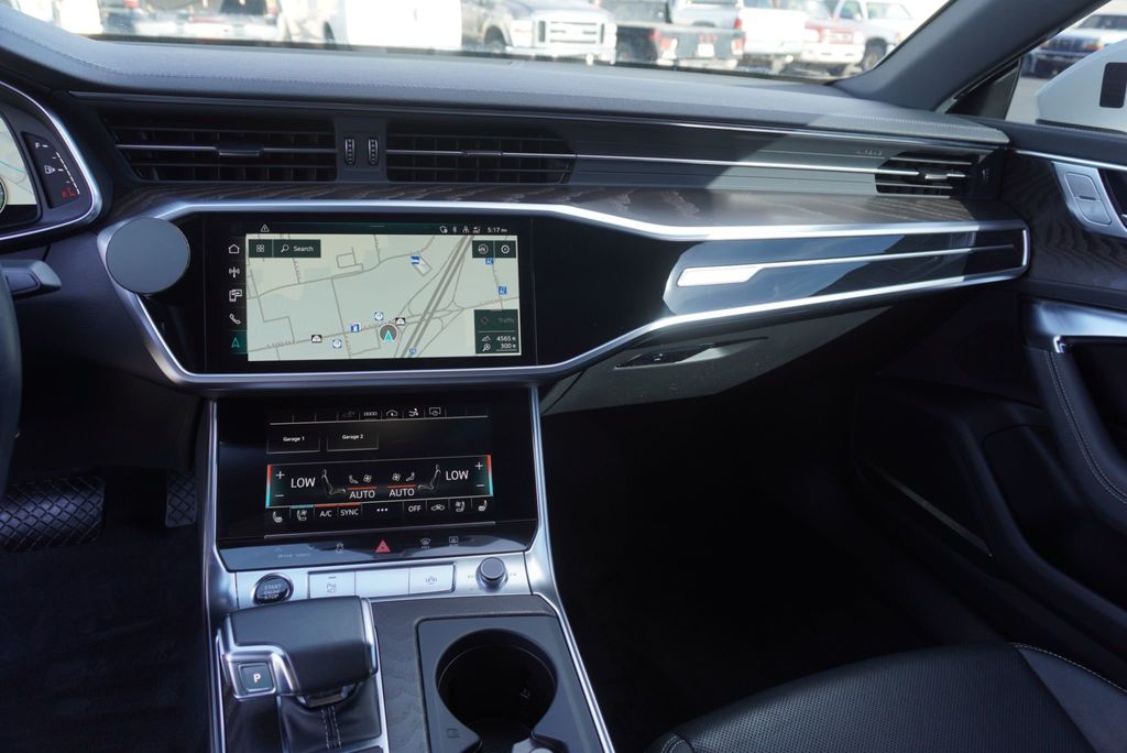 2021 Audi A7  PREMIUM PLUS 55 TFSI E QUATTRO - 23010470 - 31