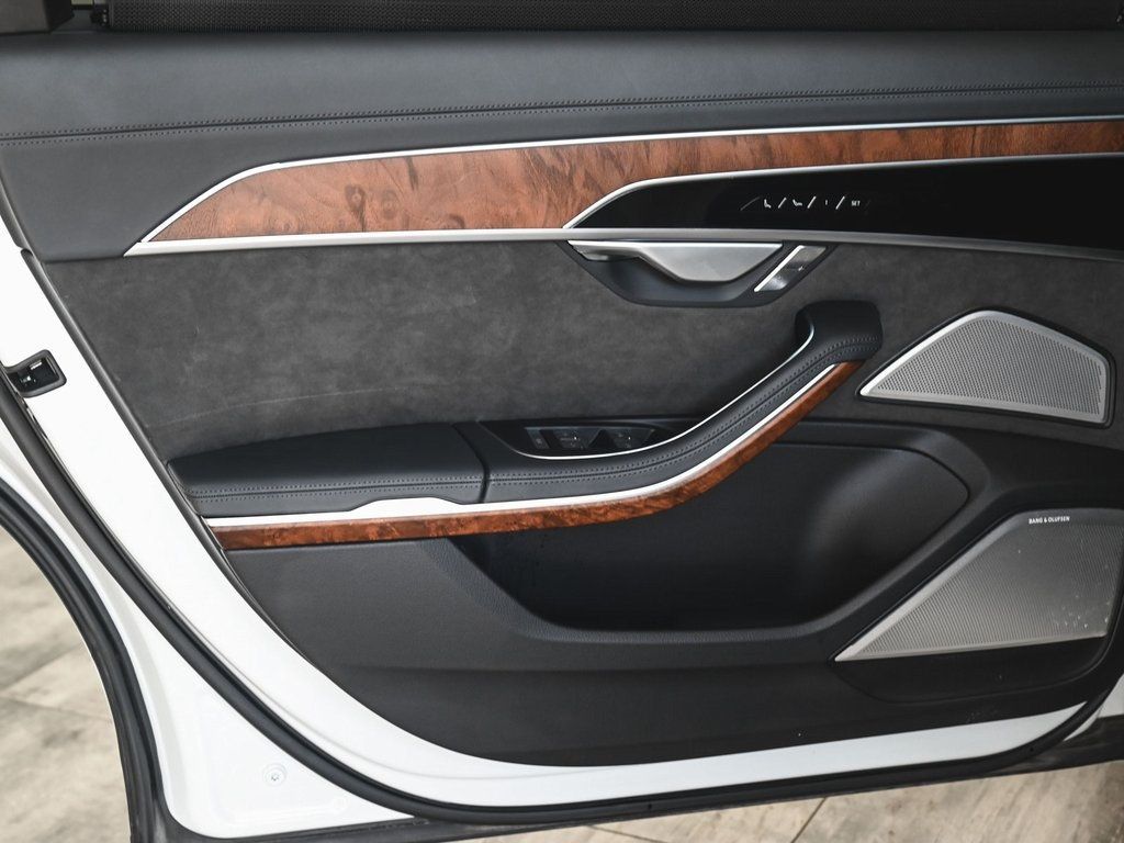 2021 Audi A8 L 60 TFSI Quattro photo 12