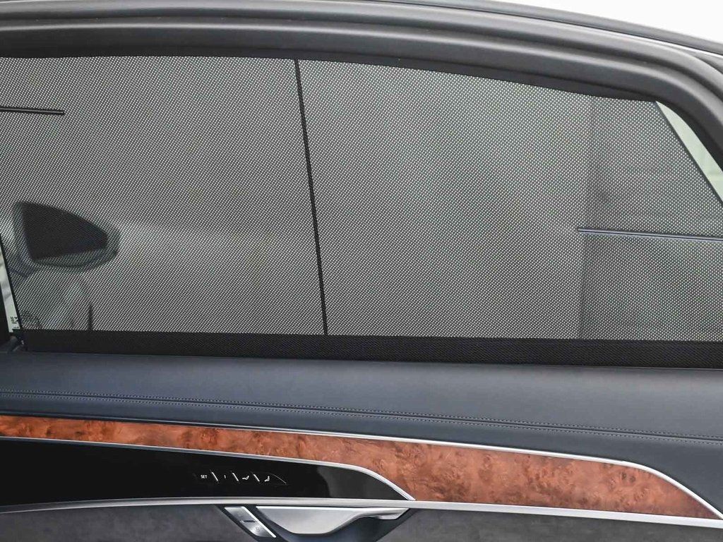 2021 Audi A8 L 60 TFSI Quattro photo 14