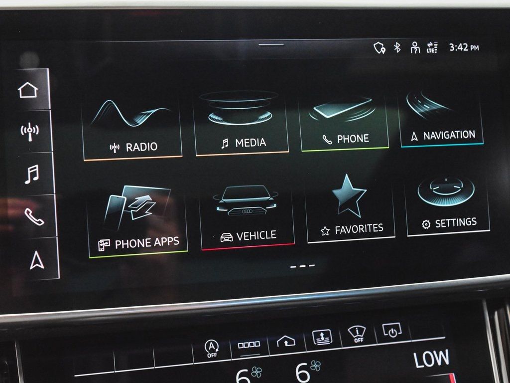 2021 Audi A8 L 60 TFSI Quattro photo 23