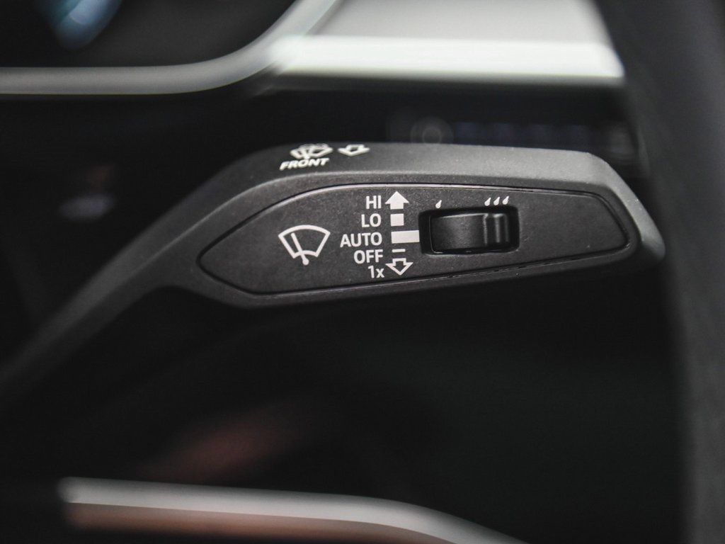 2021 Audi A8 L 60 TFSI Quattro photo 28