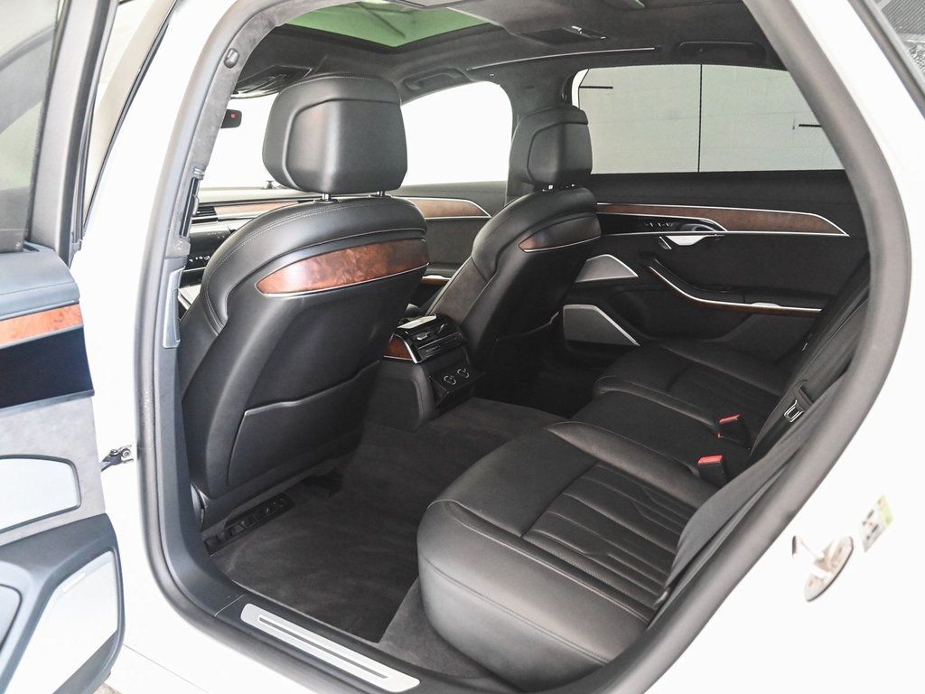 2021 Audi A8 L 60 TFSI Quattro photo 32