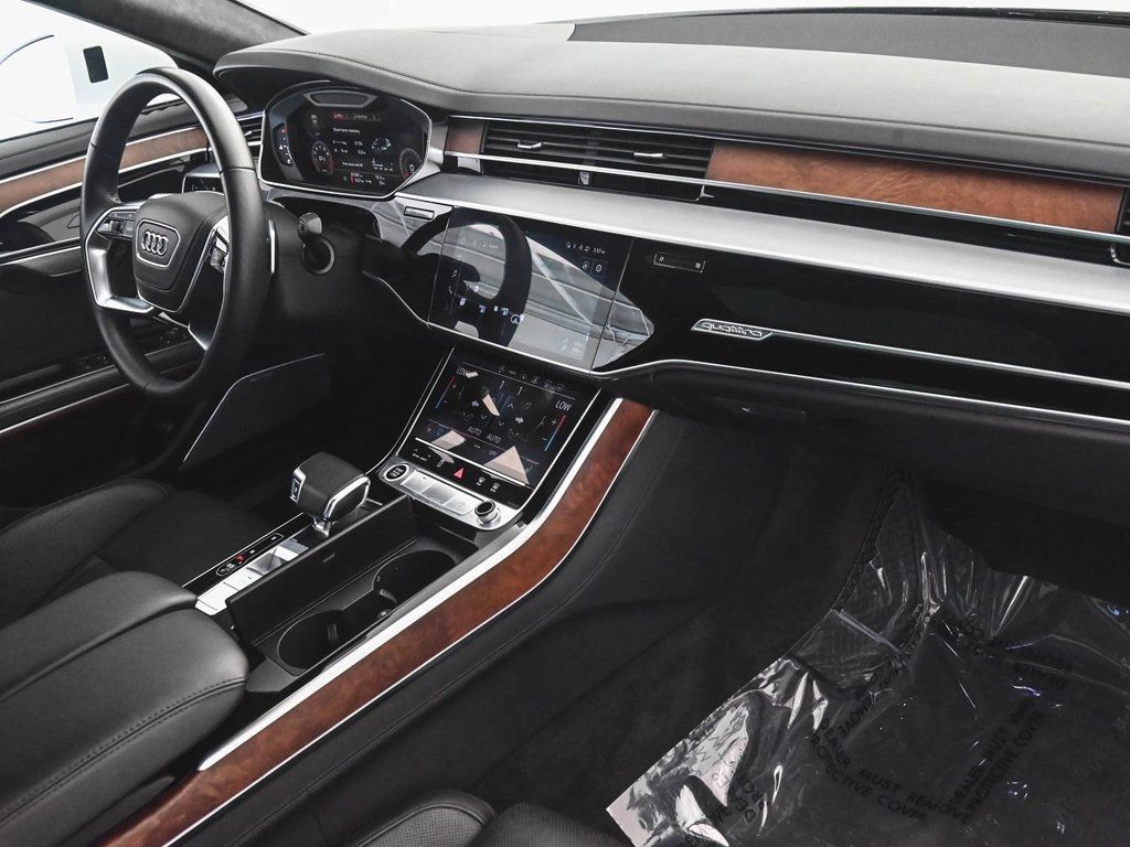 2021 Audi A8 L 60 TFSI Quattro photo 36