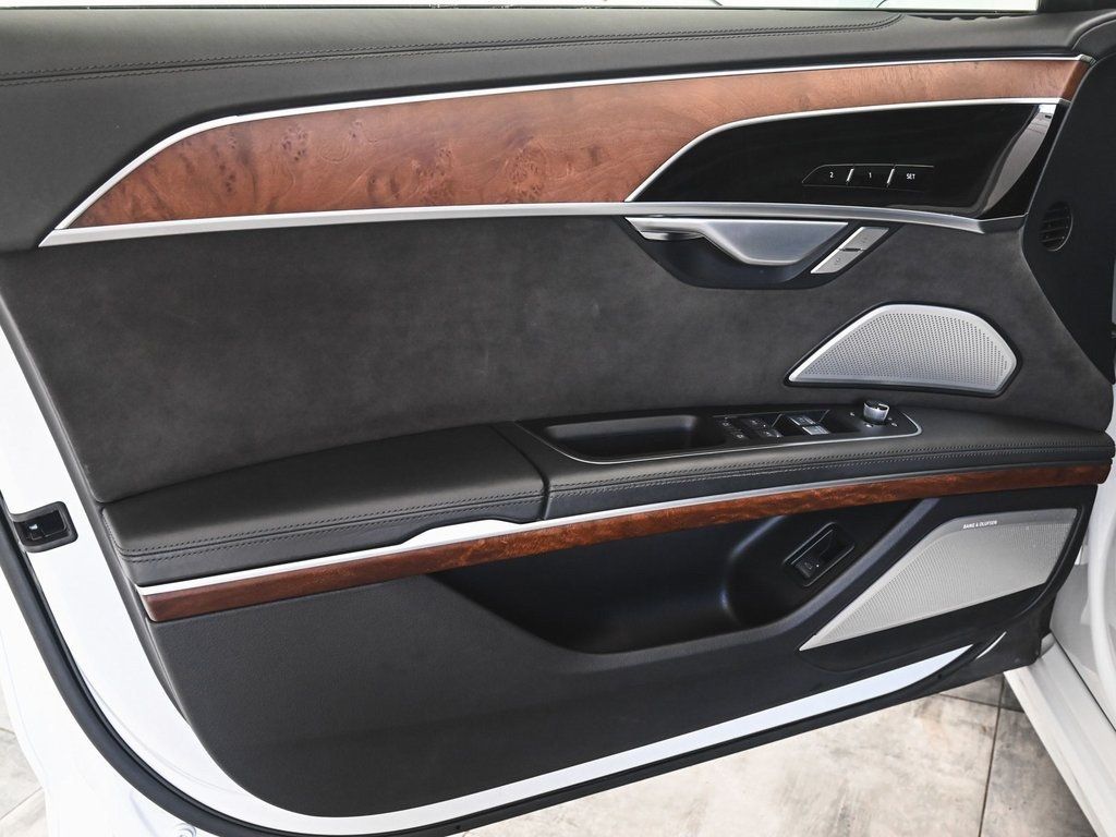 2021 Audi A8 L 60 TFSI Quattro photo 8