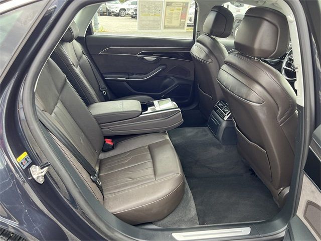 2021 Audi A8 L 55 - 22938260 - 19