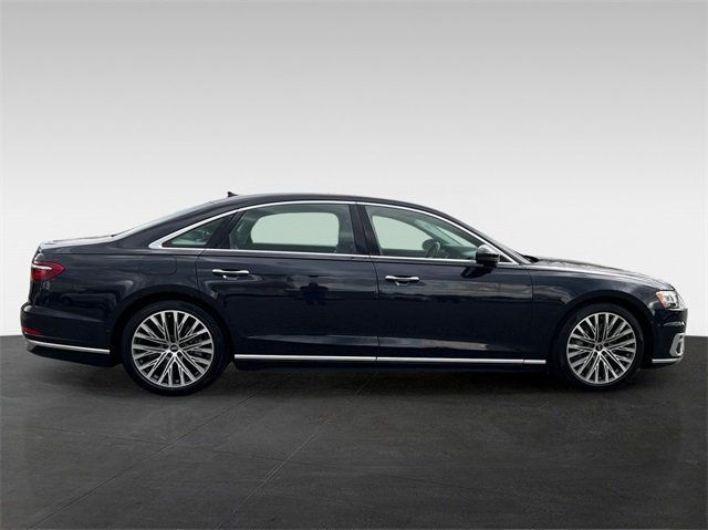 2021 Audi A8 L 55 - 22938260 - 5