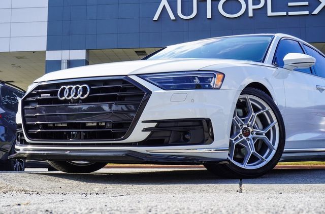 2021 Audi A8 L 55 Quattro photo 2