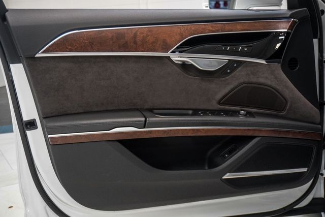 2021 Audi A8 L 55 Quattro photo 25
