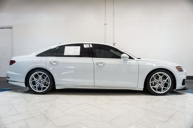 2021 Audi A8 L 55 Quattro photo 37