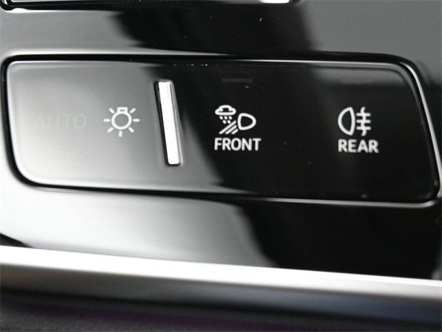 2021 Audi A8 L 55 - 22960543 - 27