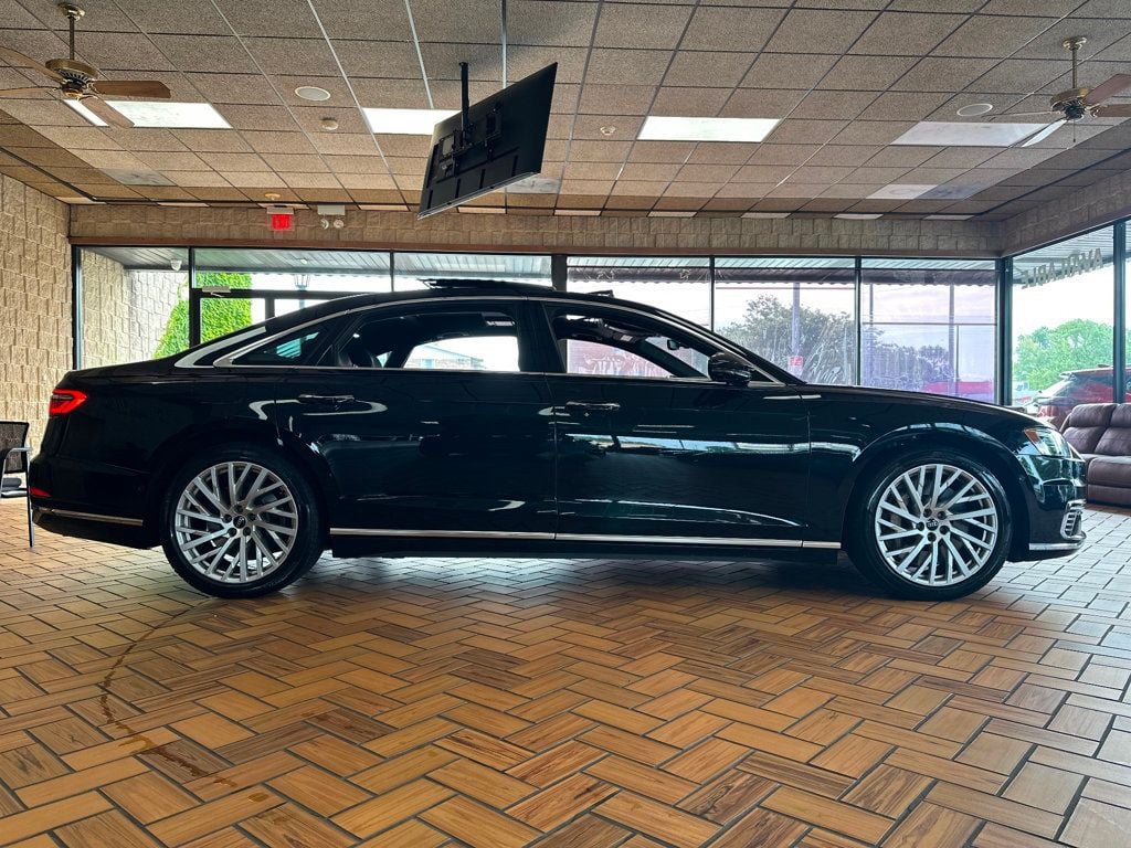 2021 Audi A8 L 60 TFSI Quattro photo 13