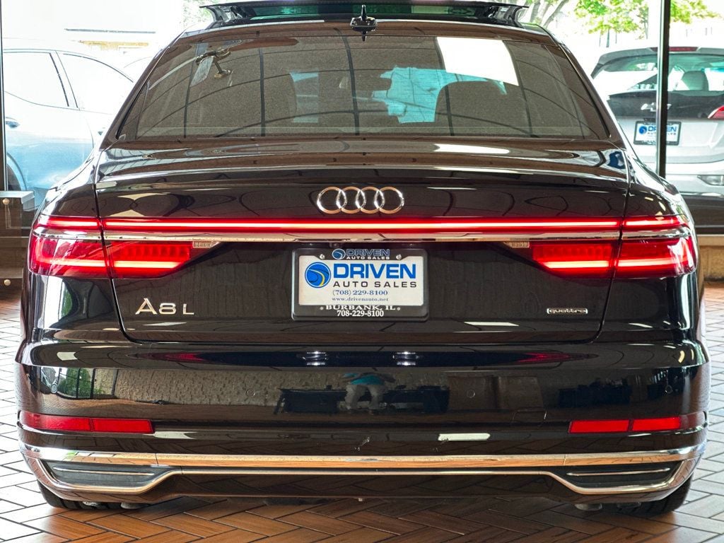 2021 Audi A8 L 60 TFSI Quattro photo 18
