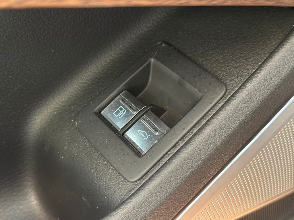 2021 Audi A8 L 60 TFSI Quattro photo 28