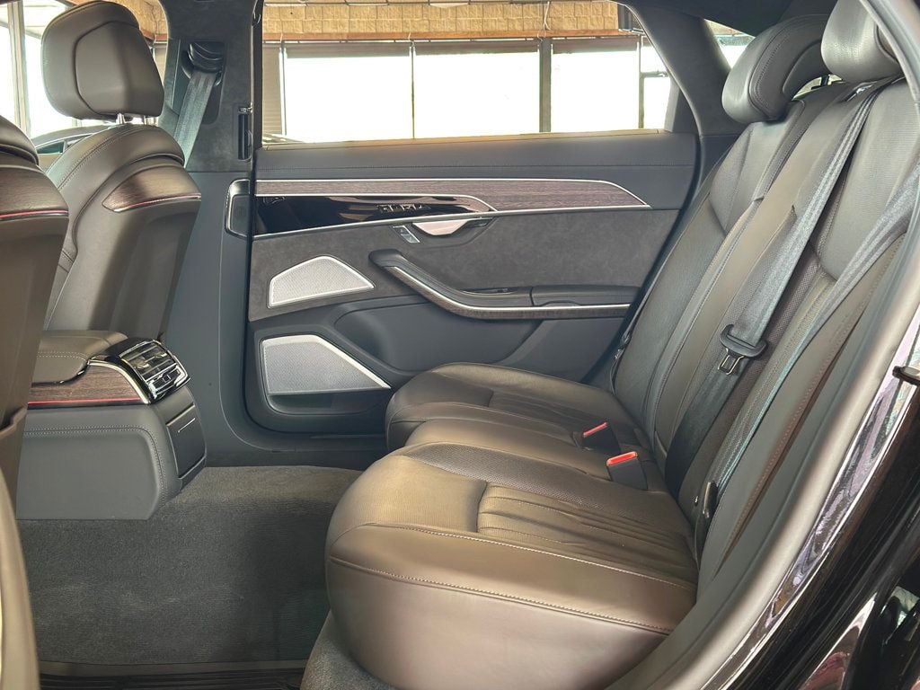 2021 Audi A8 L 60 TFSI Quattro photo 31