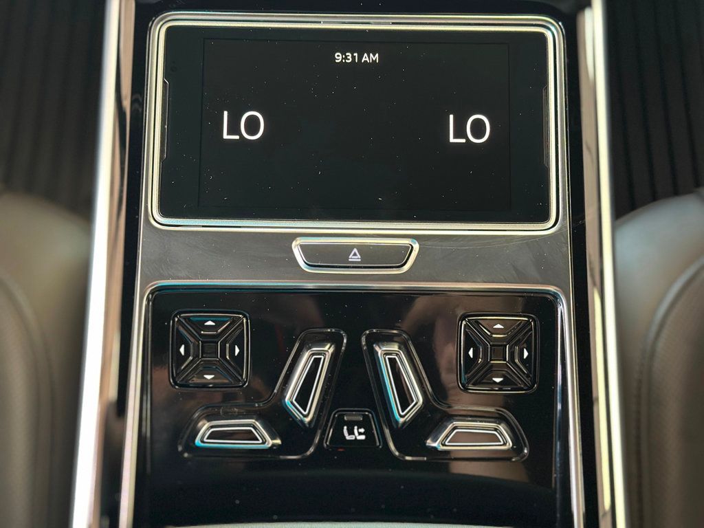 2021 Audi A8 L 60 TFSI Quattro photo 34