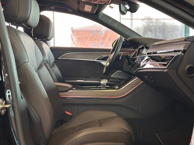 2021 Audi A8 L L 60 TFSI e quattro - 22889624 - 51