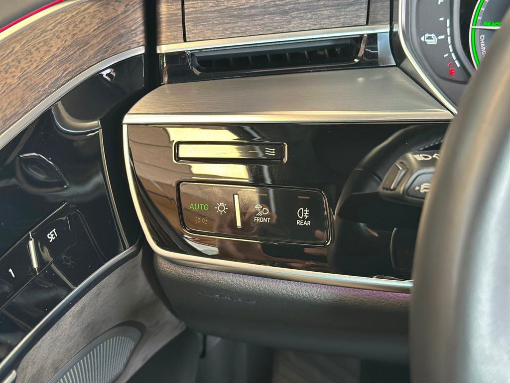 2021 Audi A8 L 60 TFSI Quattro photo 60