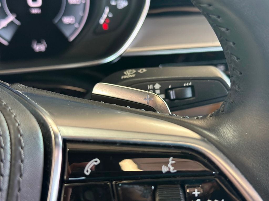 2021 Audi A8 L 60 TFSI Quattro photo 61