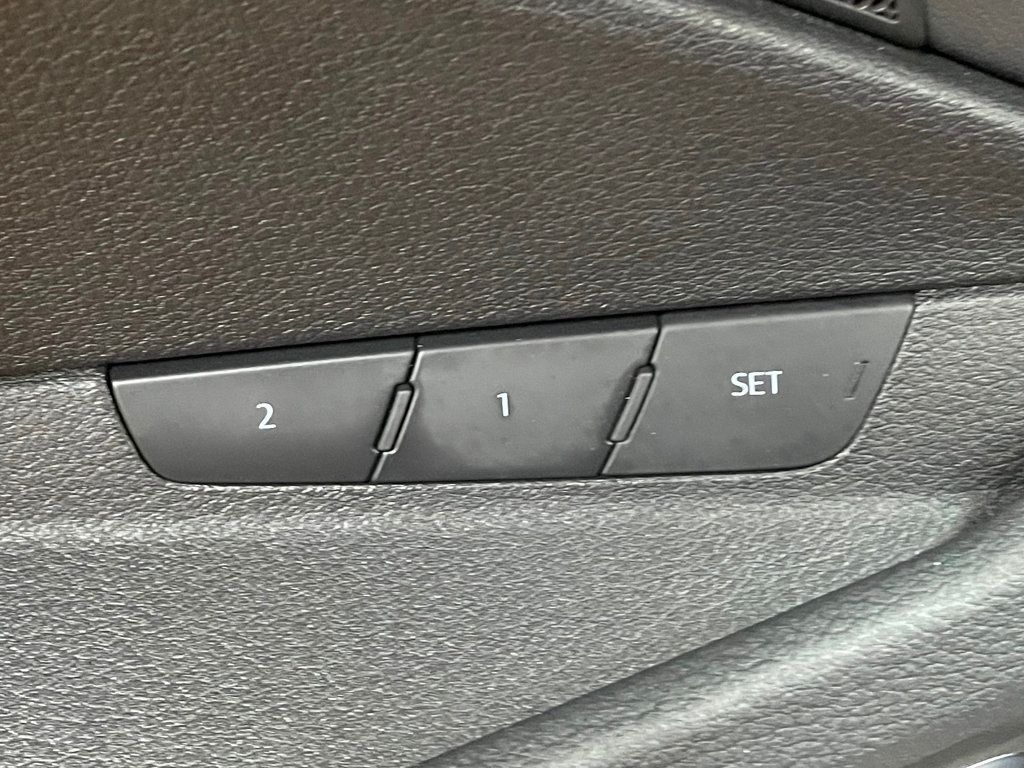 2021 Audi e-tron Premium Plus quattro - 22948261 - 17