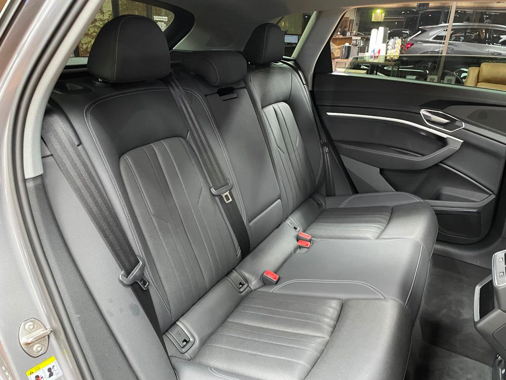 2021 Audi e-tron Premium Plus quattro - 22948261 - 25