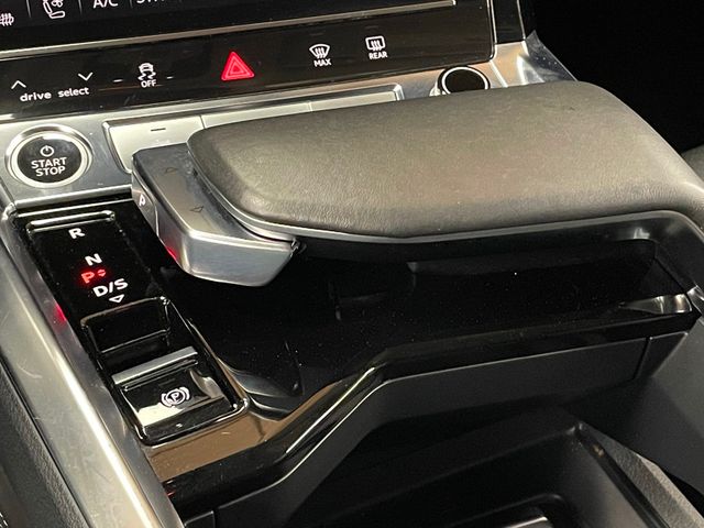 2021 Audi e-tron Premium Plus quattro - 22948261 - 37