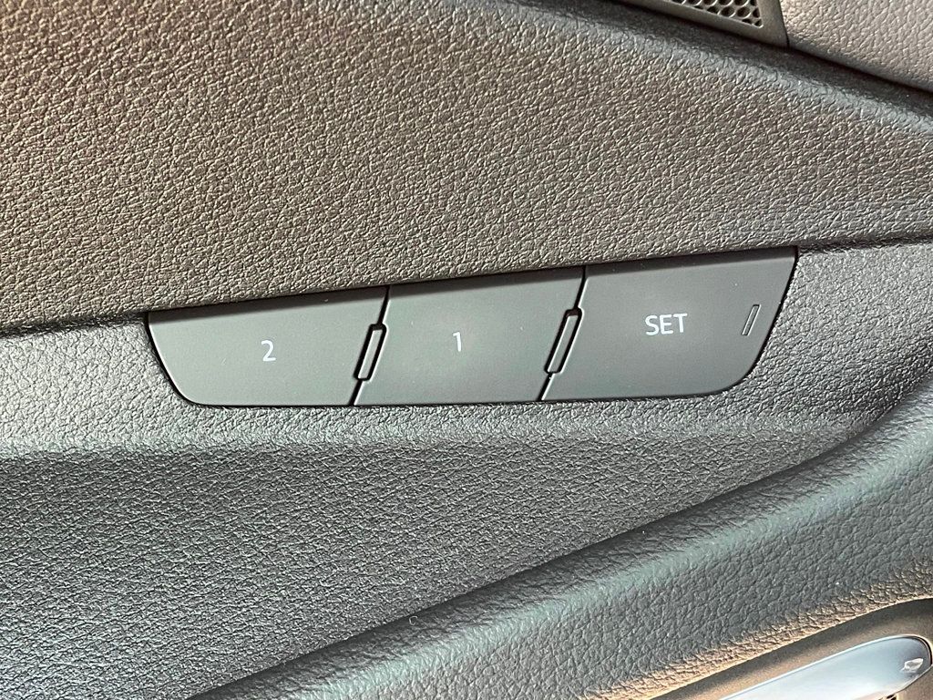 2021 Audi e-tron Premium Plus quattro - 22957010 - 18