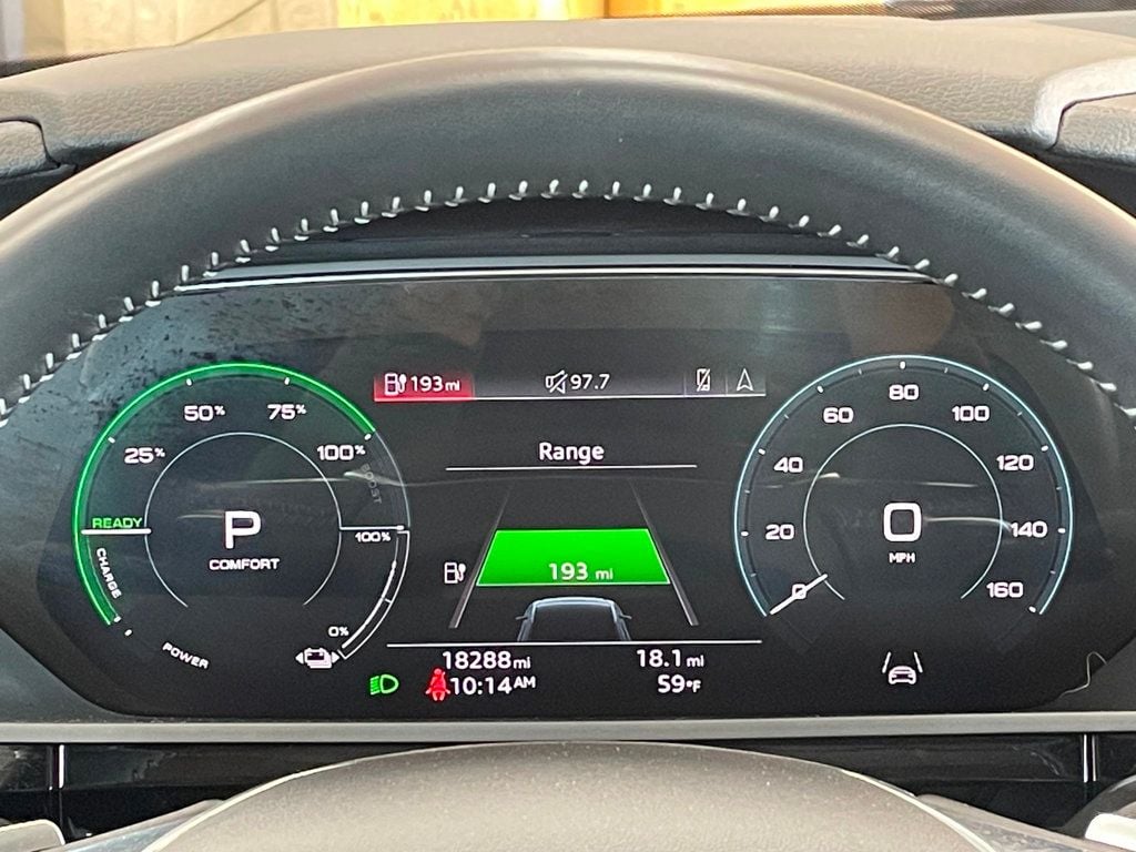 2021 Audi e-tron Premium Plus quattro - 22957010 - 30