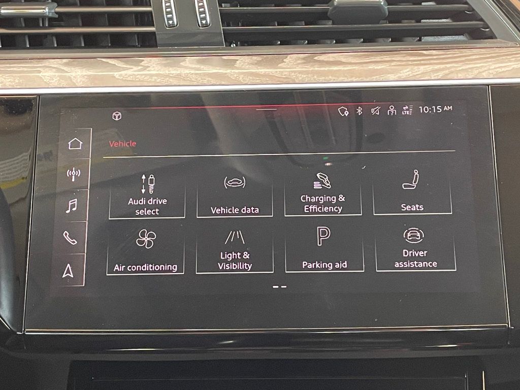 2021 Audi e-tron Premium Plus quattro - 22957010 - 34