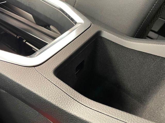 2021 Audi e-tron Premium Plus quattro - 22957010 - 44